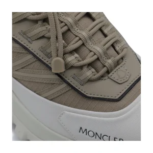 BEIGE AND WHITE TRAILGRIP GTX SNEAKERS