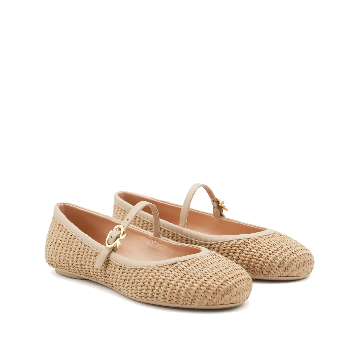 beige_flats_1.webp BEIGE FLATS