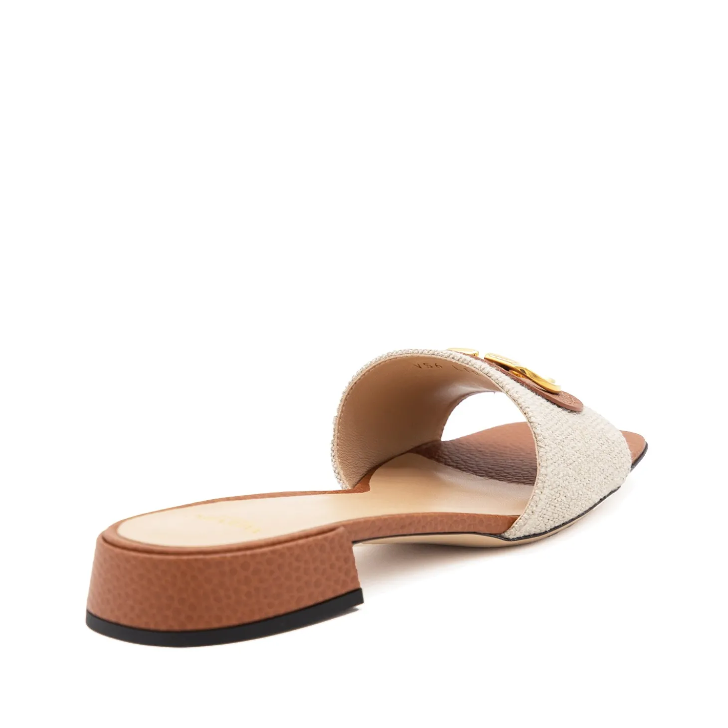 beige_leather_flats_2.webp BEIGE LEATHER FLATS
