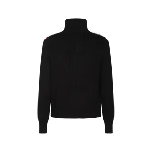 BLACK AND RED KNITWEAR