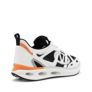 BLACK AND WHITE LEATHER SNEAKERS