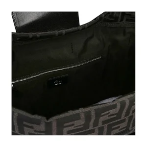 BLACK BACKPACKS