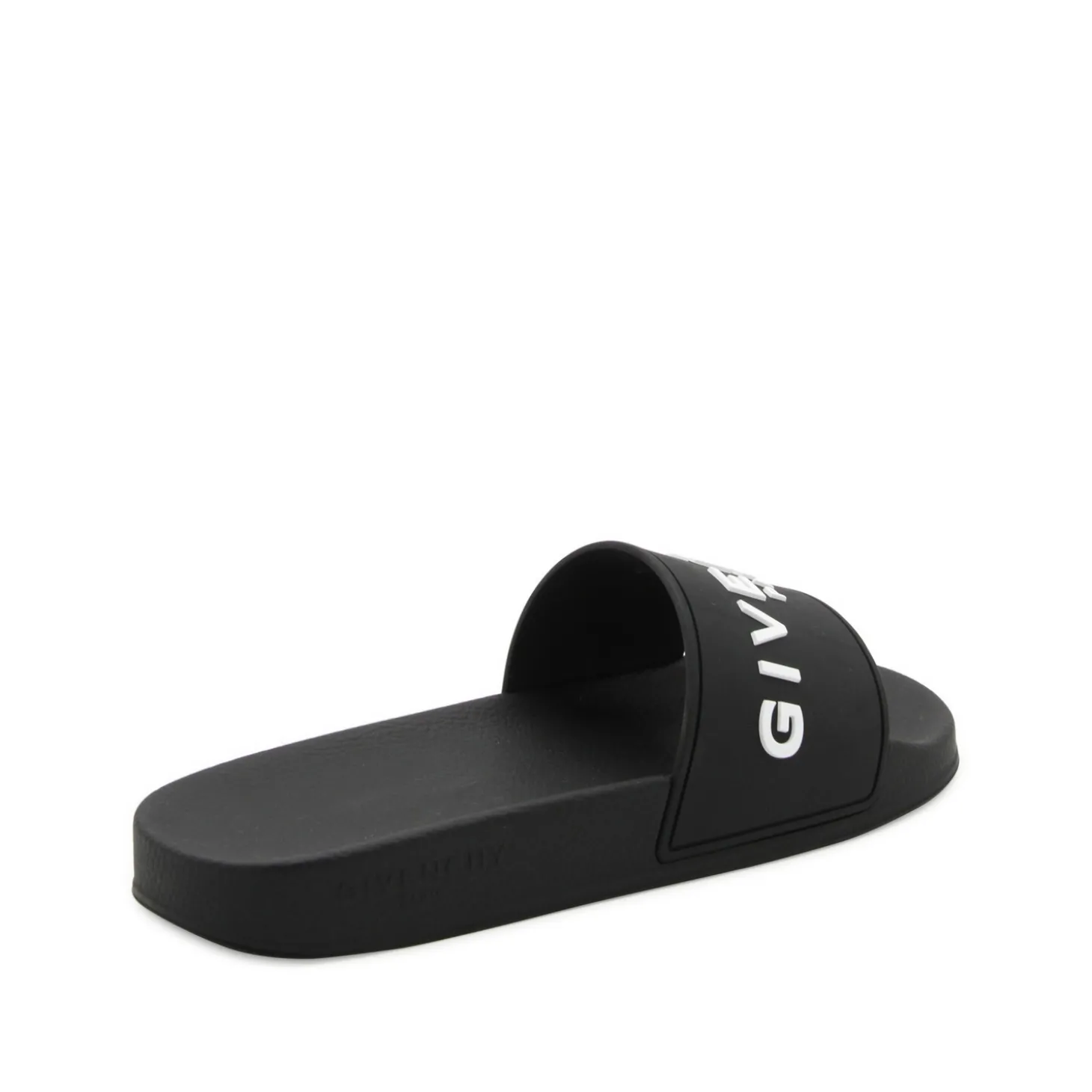 black_flats_2-7.webp BLACK FLATS