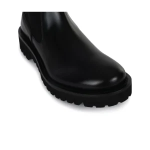 BLACK LEATHER BOOTS