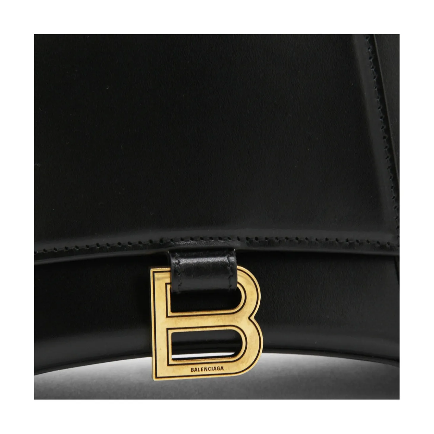 black_leather_hourglass_h_3.webp BLACK LEATHER HOURGLASS HANDLE BAG