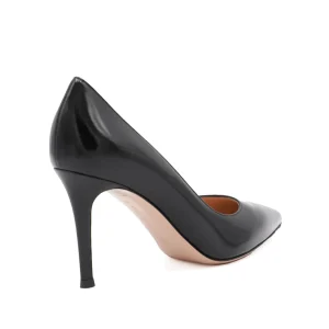 BLACK LEATHER PUMPS