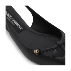 BLACK LEATHER PUMPS