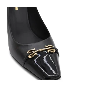BLACK LEATHER PUMPS