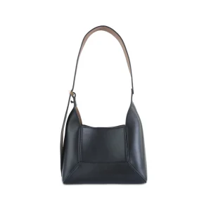 BLACK LEATHER SHOULDER BAG