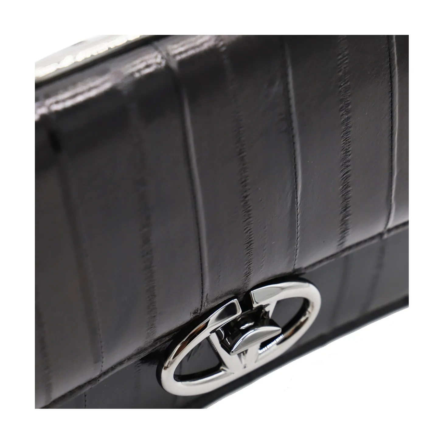 black_leather_shoulder_ba_3-9.webp BLACK LEATHER SHOULDER BAG