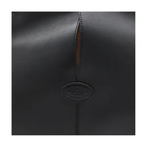 BLACK LEATHER TOP HANDLE BAG