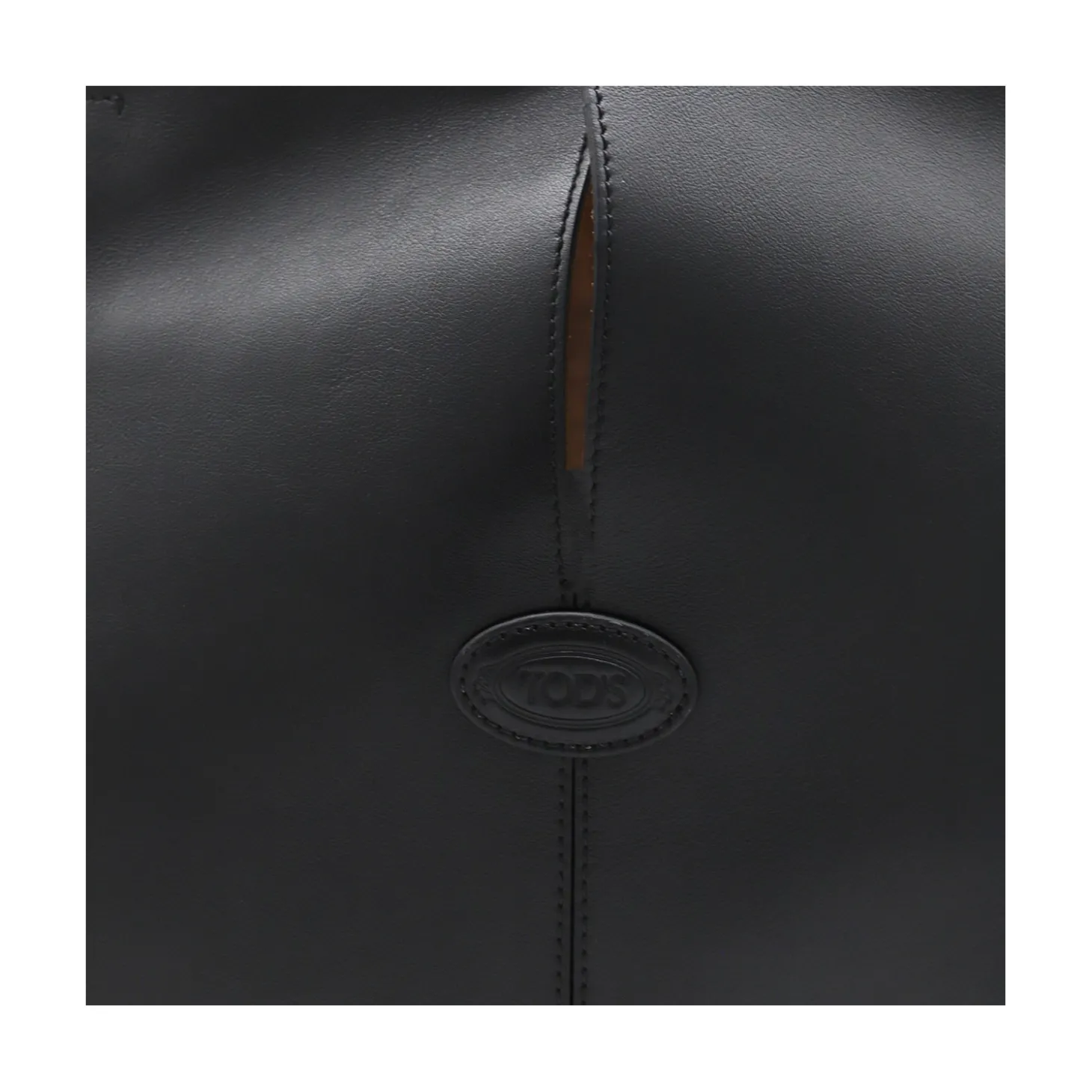 black_leather_top_handle__3-3.webp BLACK LEATHER TOP HANDLE BAG