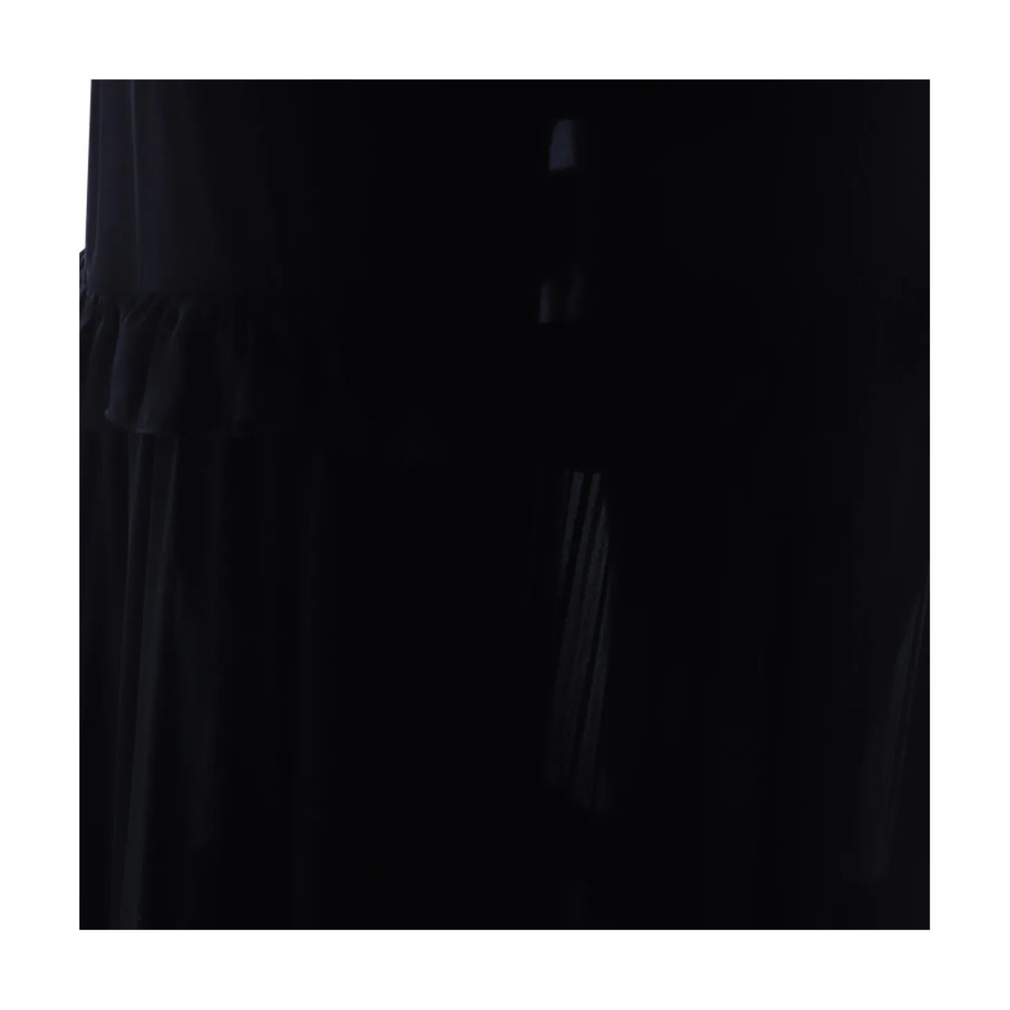 black_silk_maxi_skirt_2.webp BLACK SILK MAXI SKIRT