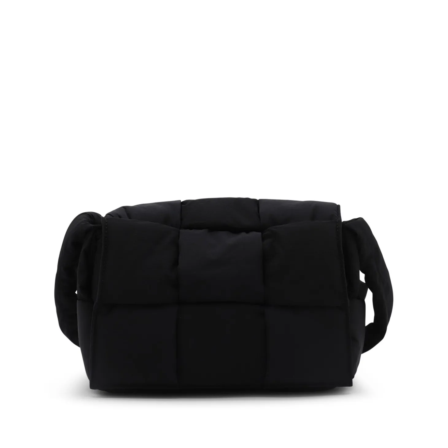 black_small_padded_casset_2.webp BLACK SMALL PADDED CASSETTE BAG