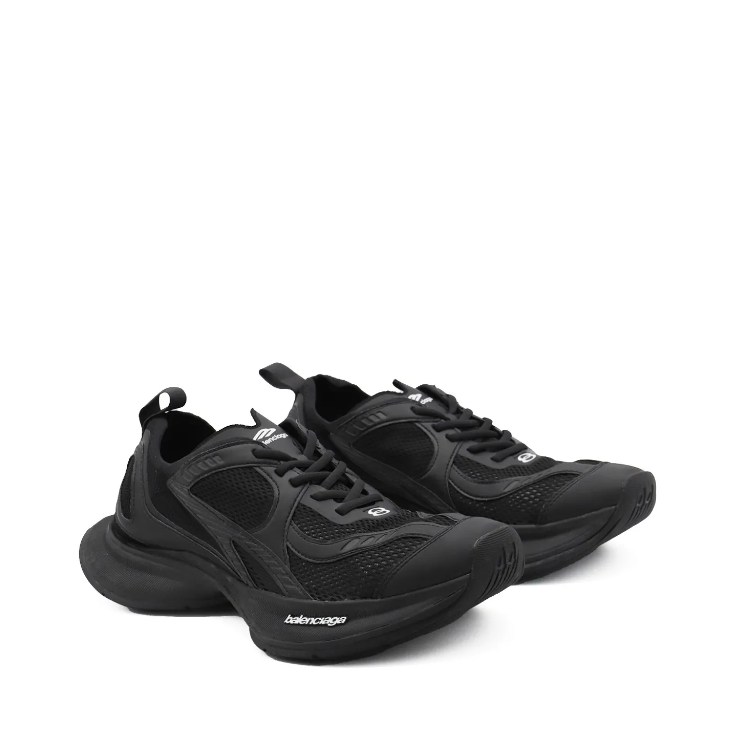 black_sneakers_1-6.webp BLACK SNEAKERS
