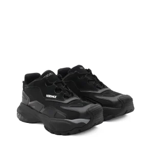 BLACK SNEAKERS