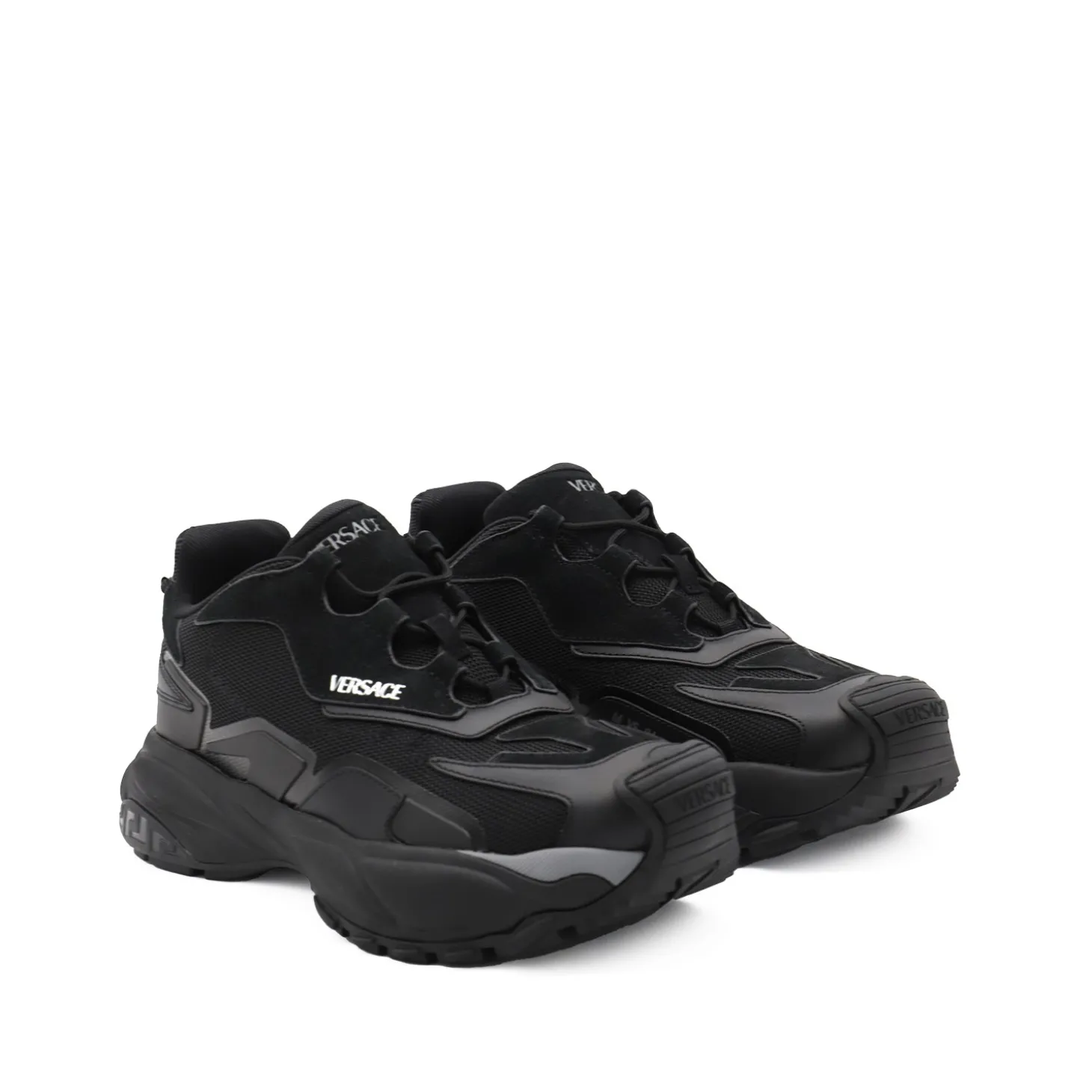 black_sneakers_1-7.webp BLACK SNEAKERS