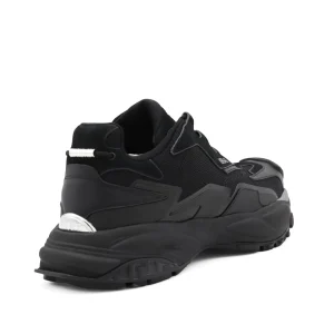 BLACK SNEAKERS