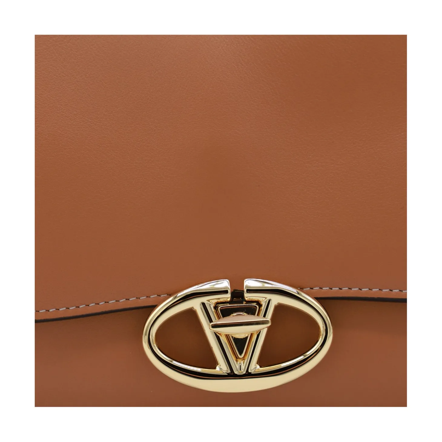 brown_leather_ovhal_shoul_3.webp BROWN LEATHER OVHAL SHOULDER BAG