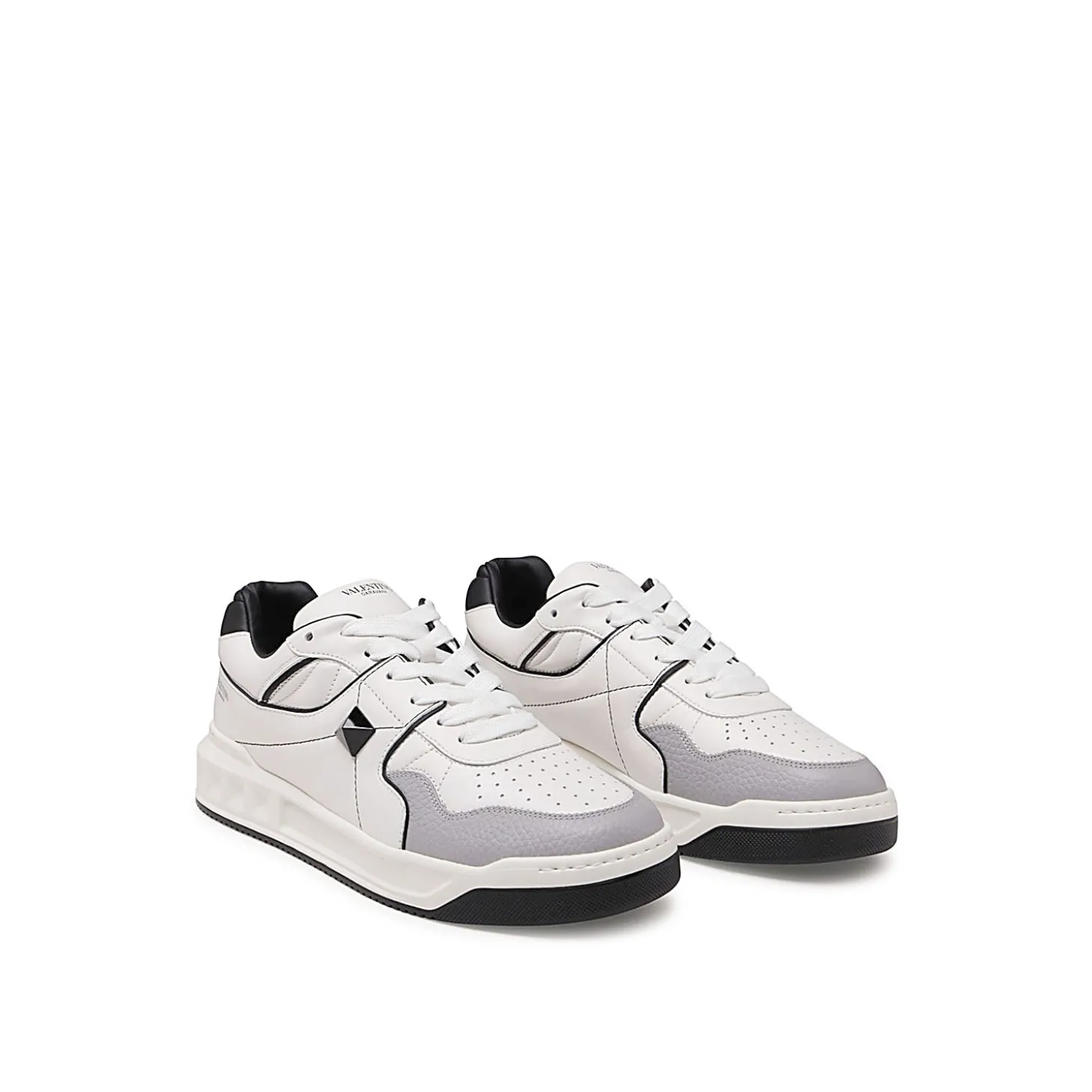 grey_and_white_leather_sn_2.webp GREY AND WHITE LEATHER SNEAKERS