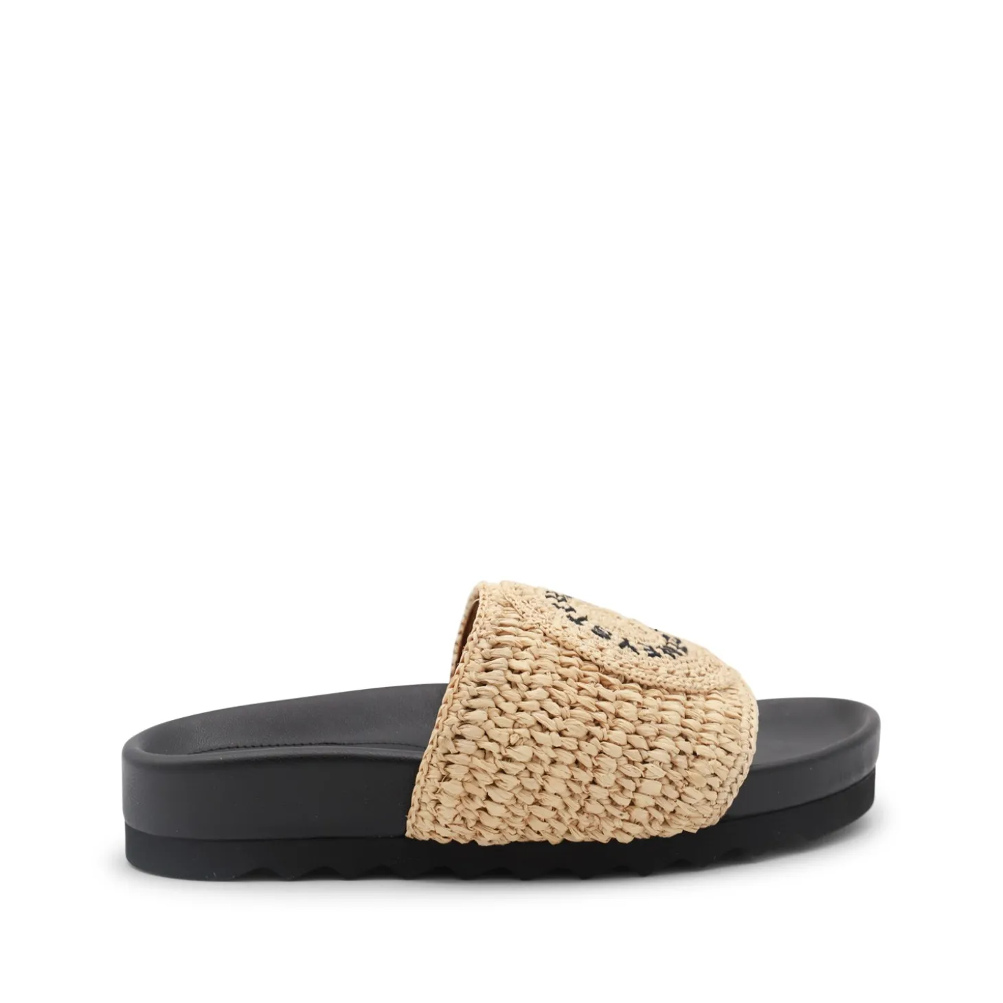 natural_and_black_flats_0.webp NATURAL AND BLACK FLATS