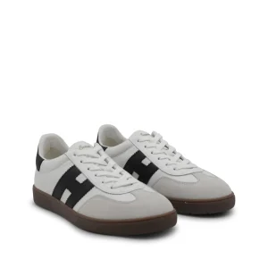 WHITE AND BLACK LEATHER SNEAKERS