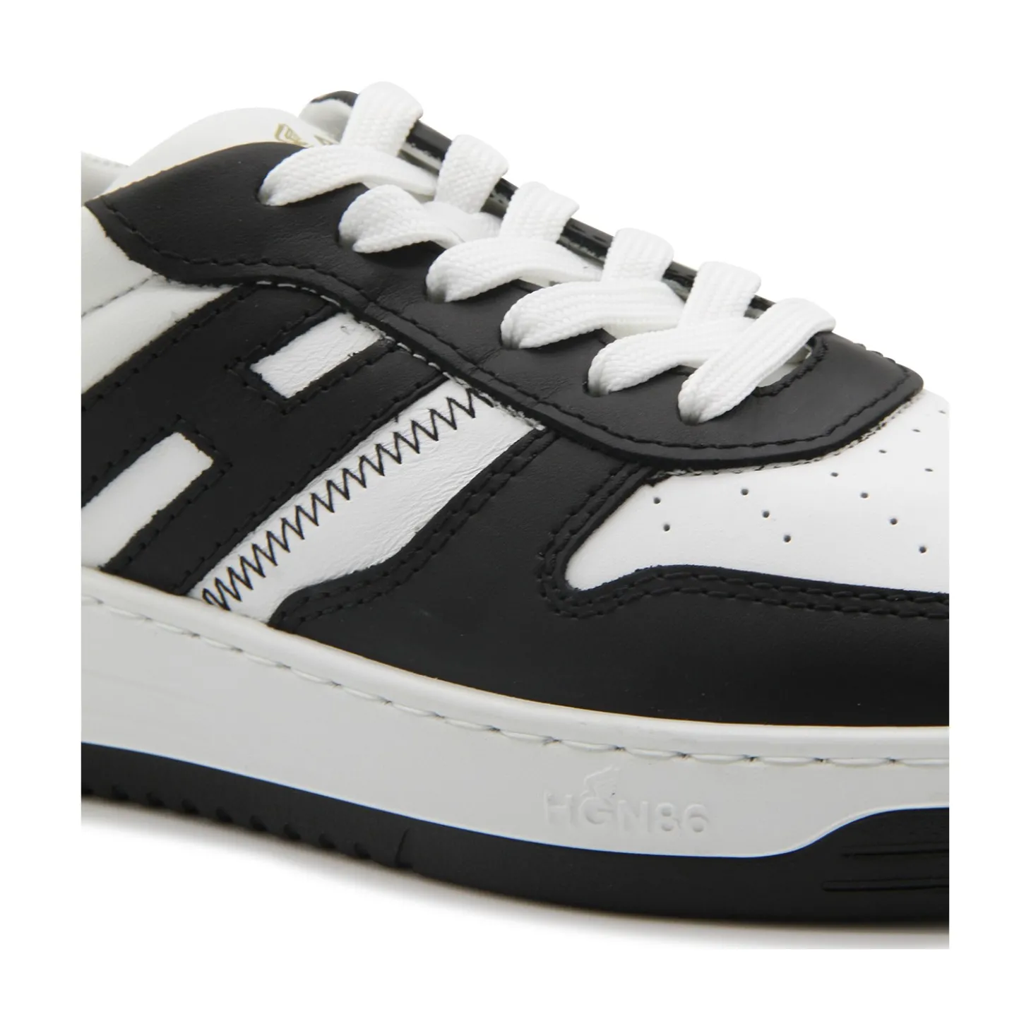 white_and_black_leather_s_3.webp WHITE AND BLACK LEATHER SNEAKERS