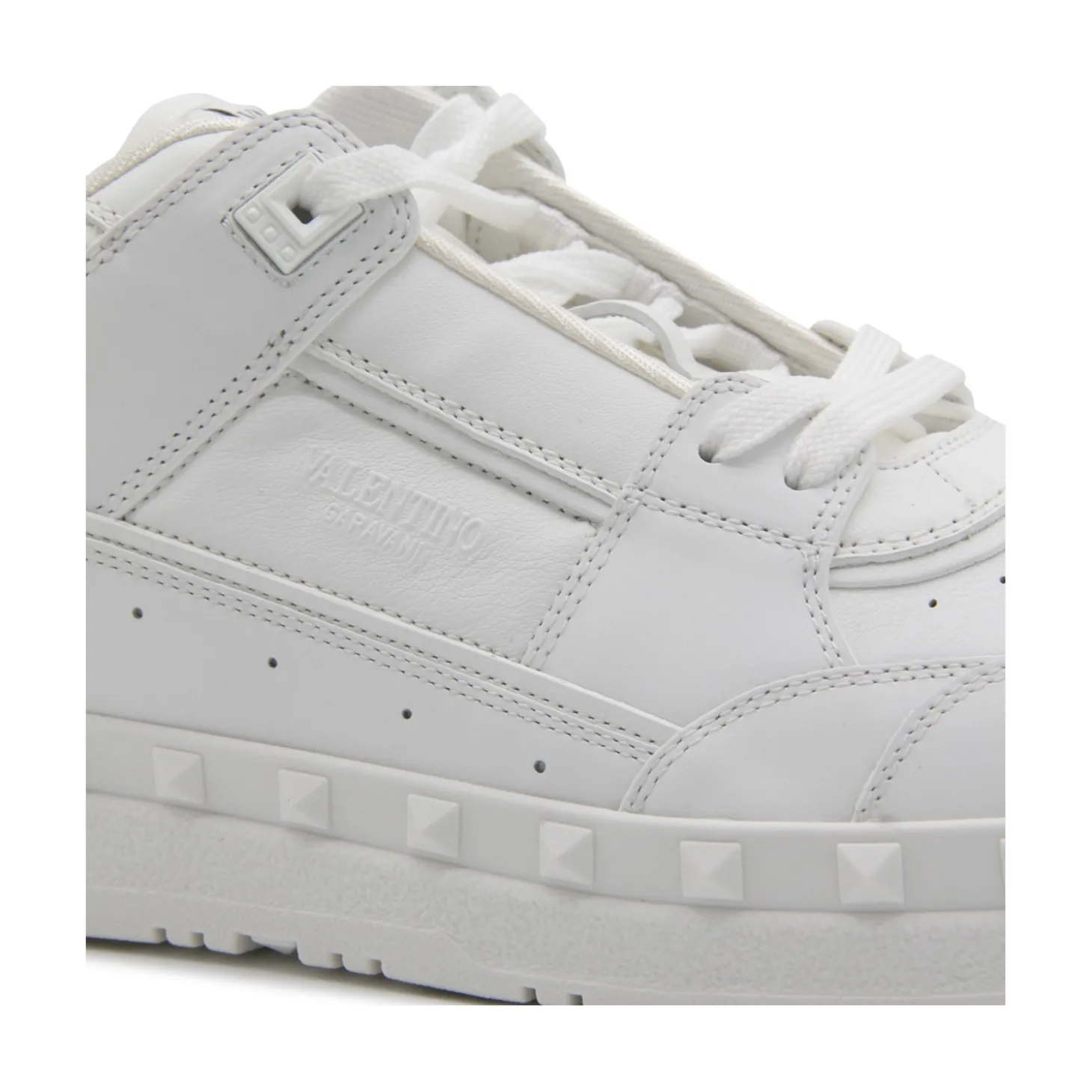 white_leather_sneakers_3-14.webp WHITE LEATHER SNEAKERS