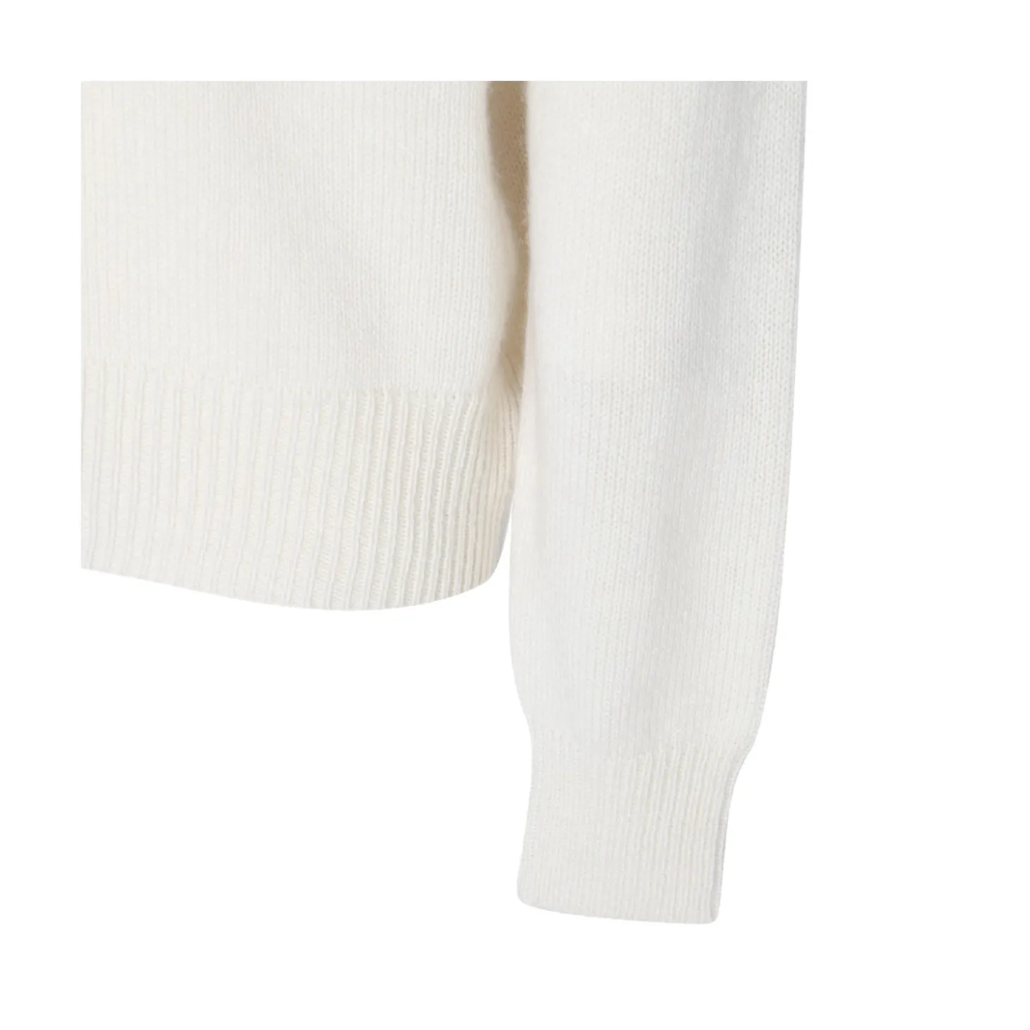 white_wool_knitwear_2-2.webp WHITE WOOL KNITWEAR
